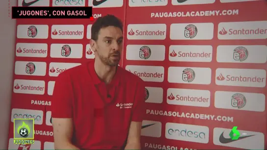 Pau Gasol atiende a 'Jugones' Pau Gasol atiende a 'Jugones'