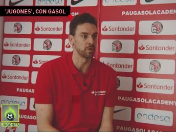 Pau Gasol atiende a 'Jugones' Pau Gasol atiende a 'Jugones'