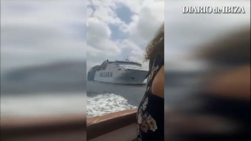 Pánico en el ferry que une Dénia y Palma al estar a punto de chocar con otro barco