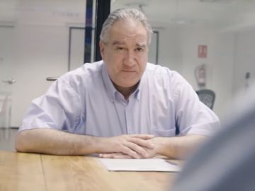Un padre consigue trabajo tras años en paro gracias a la campaña viral que puso en marcha su hijo Un padre consigue trabajo tras años en paro gracias a la campaña viral que puso en marcha su hijo