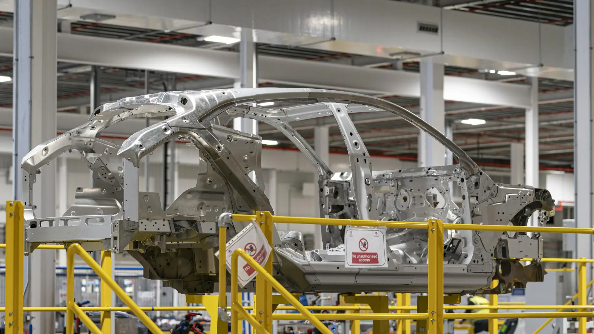 Aston Martin empieza a fabricar los primeros DBX