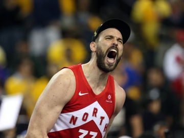 Marc Gasol celebrando que es campeón de la NBA Marc Gasol celebrando que es campeón de la NBA
