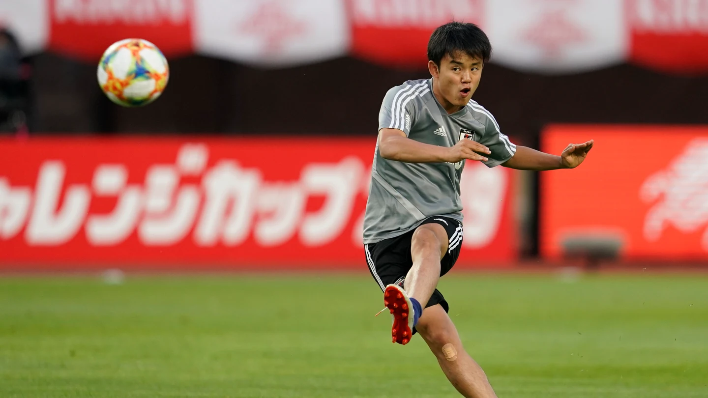 Takefusa Kubo con el Tokyo F.C. Takefusa Kubo con el Tokyo F.C.
