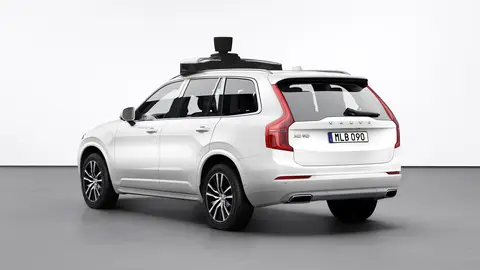 Volvo y Uber presentan su primer coche autónomo Volvo y Uber presentan su primer coche autónomo