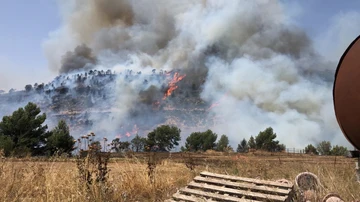 Imagen del incendio en La Torre de L'Espanyol