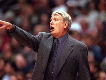 Don Nelson, histórico entrenador de la NBA Don Nelson, histórico entrenador de la NBA