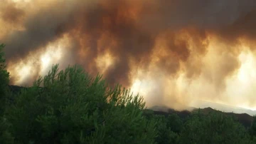 Imagen del incendio en La Torre de L'Espanyol