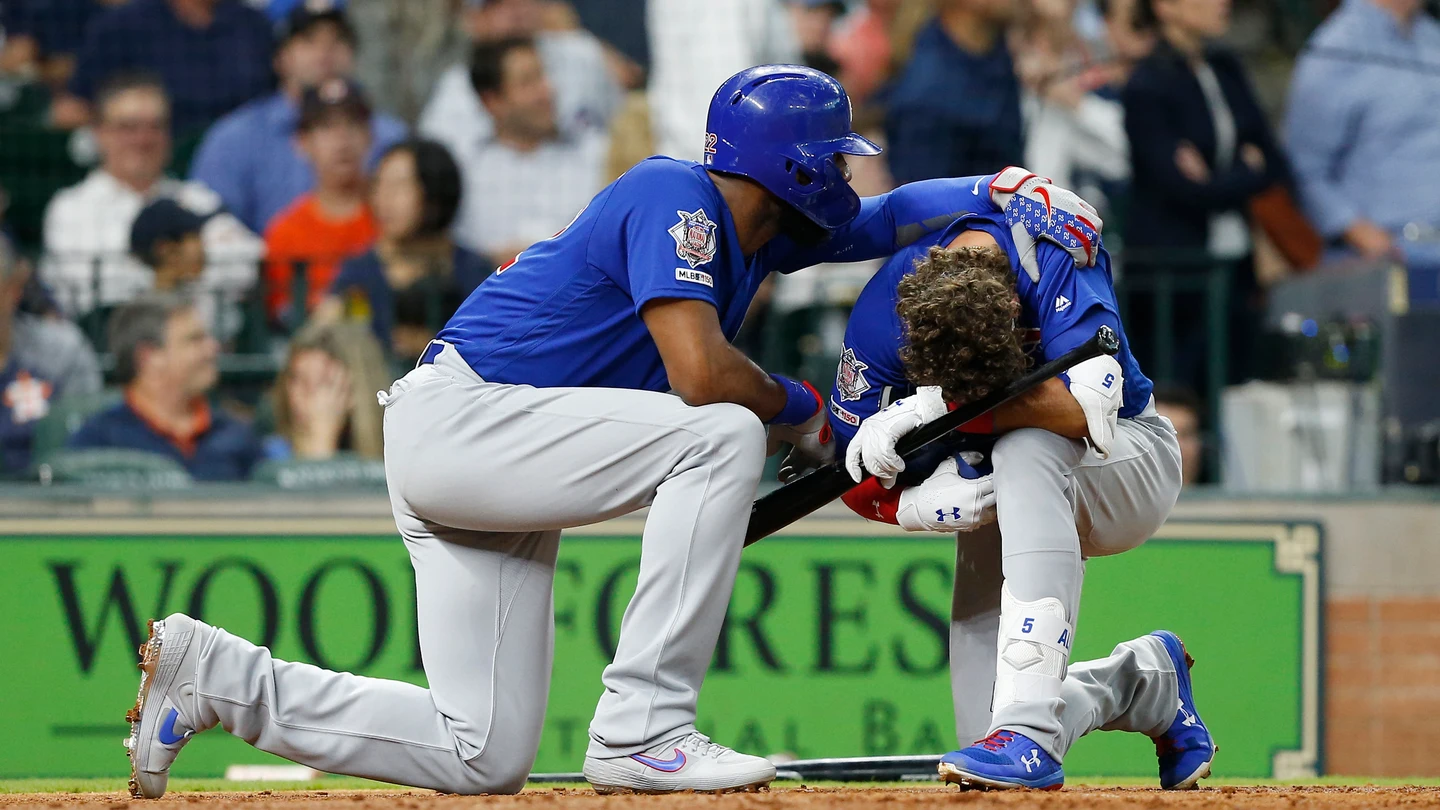 Albert Almora Jr desolado tras golpear a la niña Albert Almora Jr desolado tras golpear a la niña