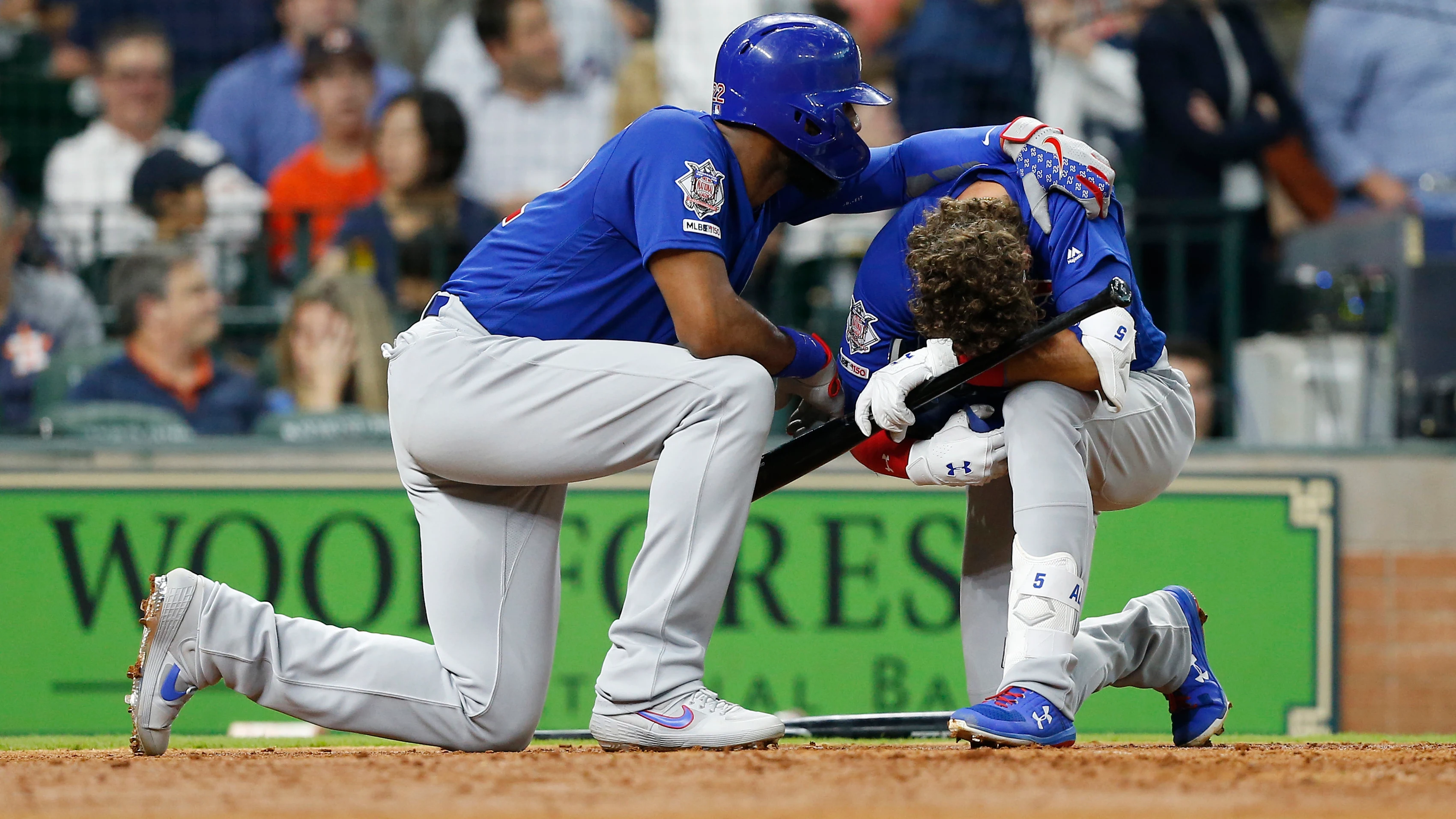 Albert Almora Jr desolado tras golpear a la niña