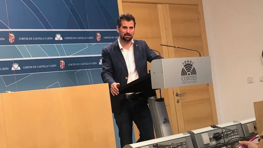 Tudanca ante los medios Tudanca ante los medios