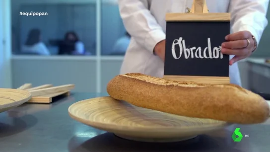 Imagen de archivo de un pan de obrador Imagen de archivo de un pan de obrador