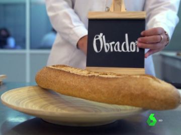 Imagen de archivo de un pan de obrador Imagen de archivo de un pan de obrador
