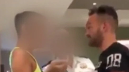 Ataque homófobo en una hamburguesería de Barcelona Ataque homófobo en una hamburguesería de Barcelona