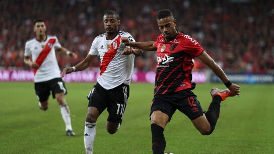 Renan Lodi, durante un partido