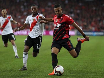Renan Lodi, durante un partido Renan Lodi, durante un partido