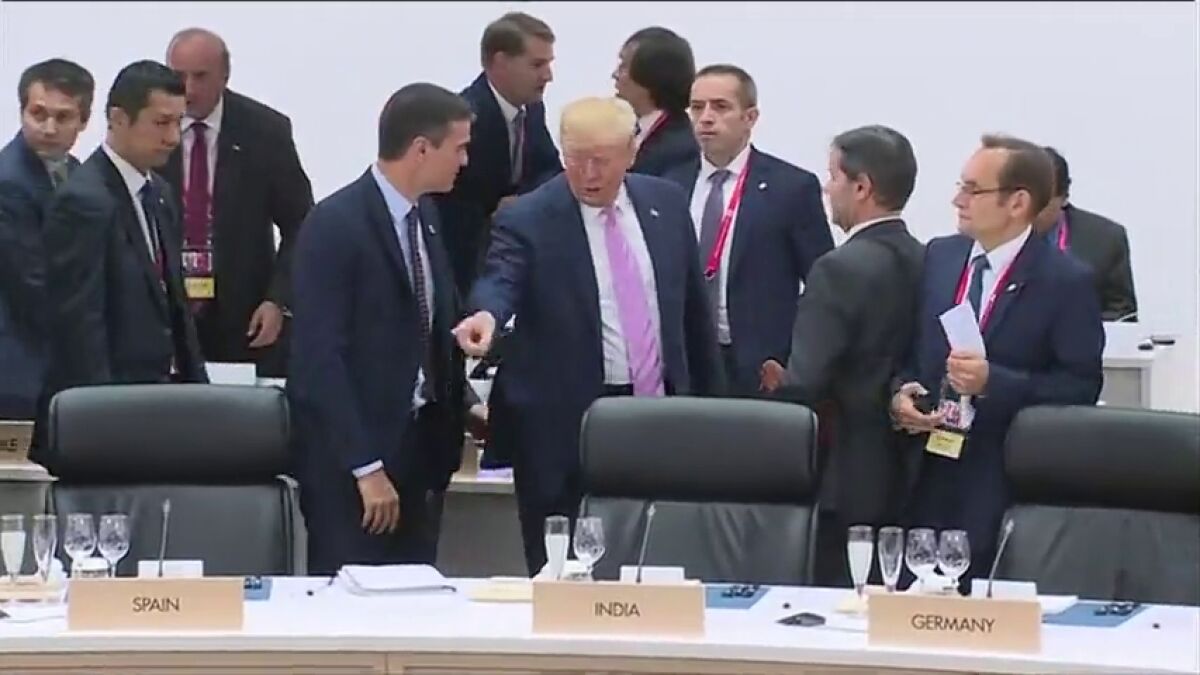 El polémico gesto de Trump a Pedro Sánchez en la cumbre del G20