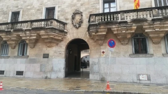 Fachada del TSJIB Fachada del TSJIB.