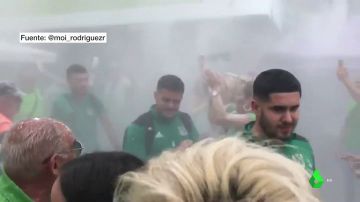 Inaceptable: la afición del Atlético Paso recibe a los jugadores del Teror con polvos de talco