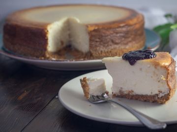 Imagen de archivo de una tarta de queso. Imagen de archivo de una tarta de queso.