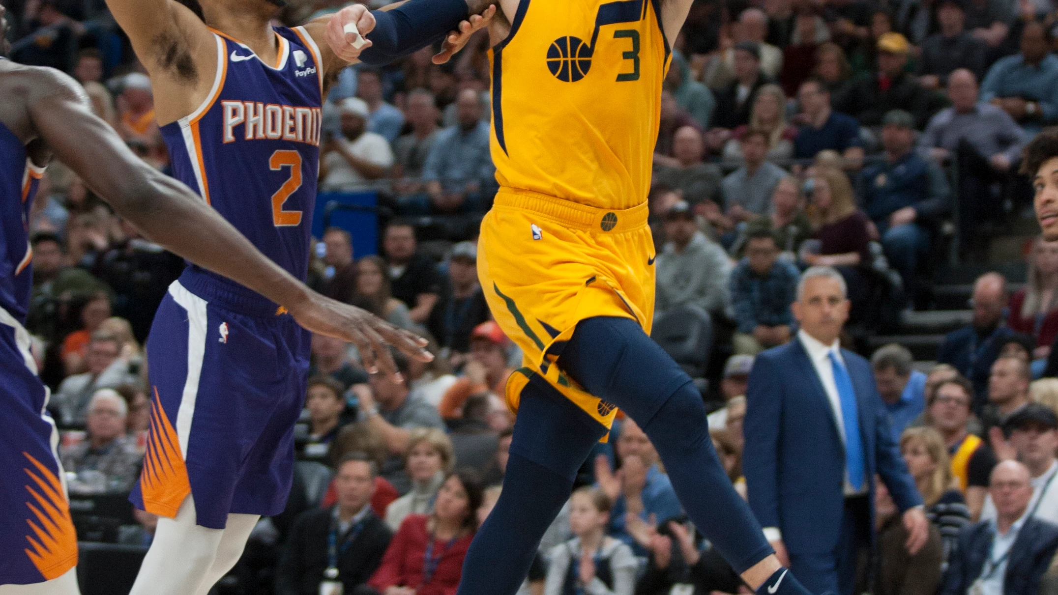 Ricky Rubio, durante un partido contra los Suns