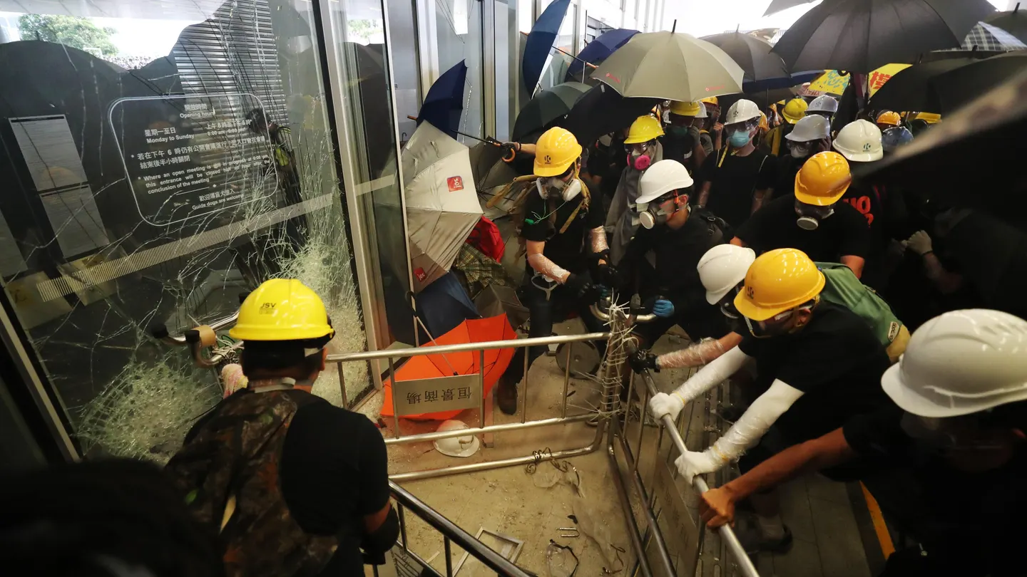 Caos en Hong Kong por las protestas ante la ley de extradición a China Caos en Hong Kong por las protestas ante la ley de extradición a China
