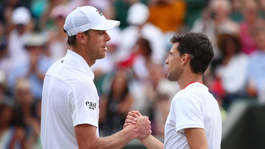 Querrey y Thiem se saludan tras el encuentro Querrey y Thiem se saludan tras el encuentro