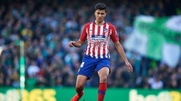 Rodrigo Hernández en un partido del Atlético de Madrid