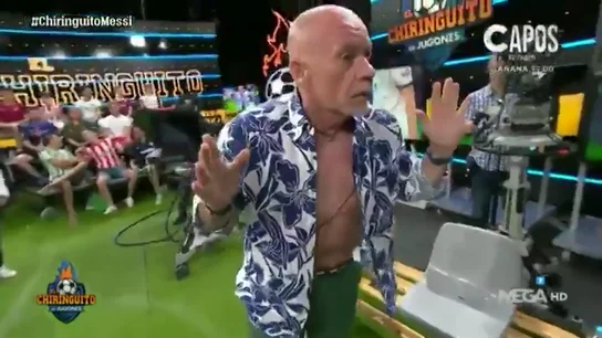La última de Alfredo Duro: ¡se quita la camisa en 'El Chiringuito'! La última de Alfredo Duro: ¡se quita la camisa en 'El Chiringuito'!