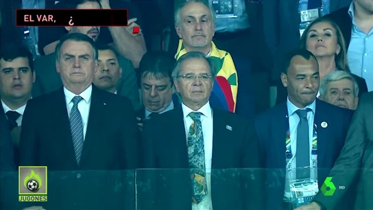 Sigue la polémica: aseguran que la seguridad de Bolsonaro pudo bloquear la señal del VAR en el Brasil vs Argentina Sigue la polémica: aseguran que la seguridad de Bolsonaro pudo bloquear la señal del VAR en el Brasil vs Argentina
