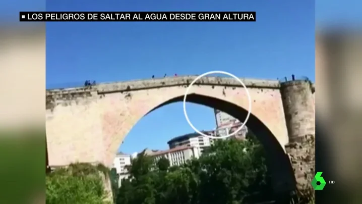 Saltar desde un puente al agua puede dejarte inconsciente de 'un planchazo'