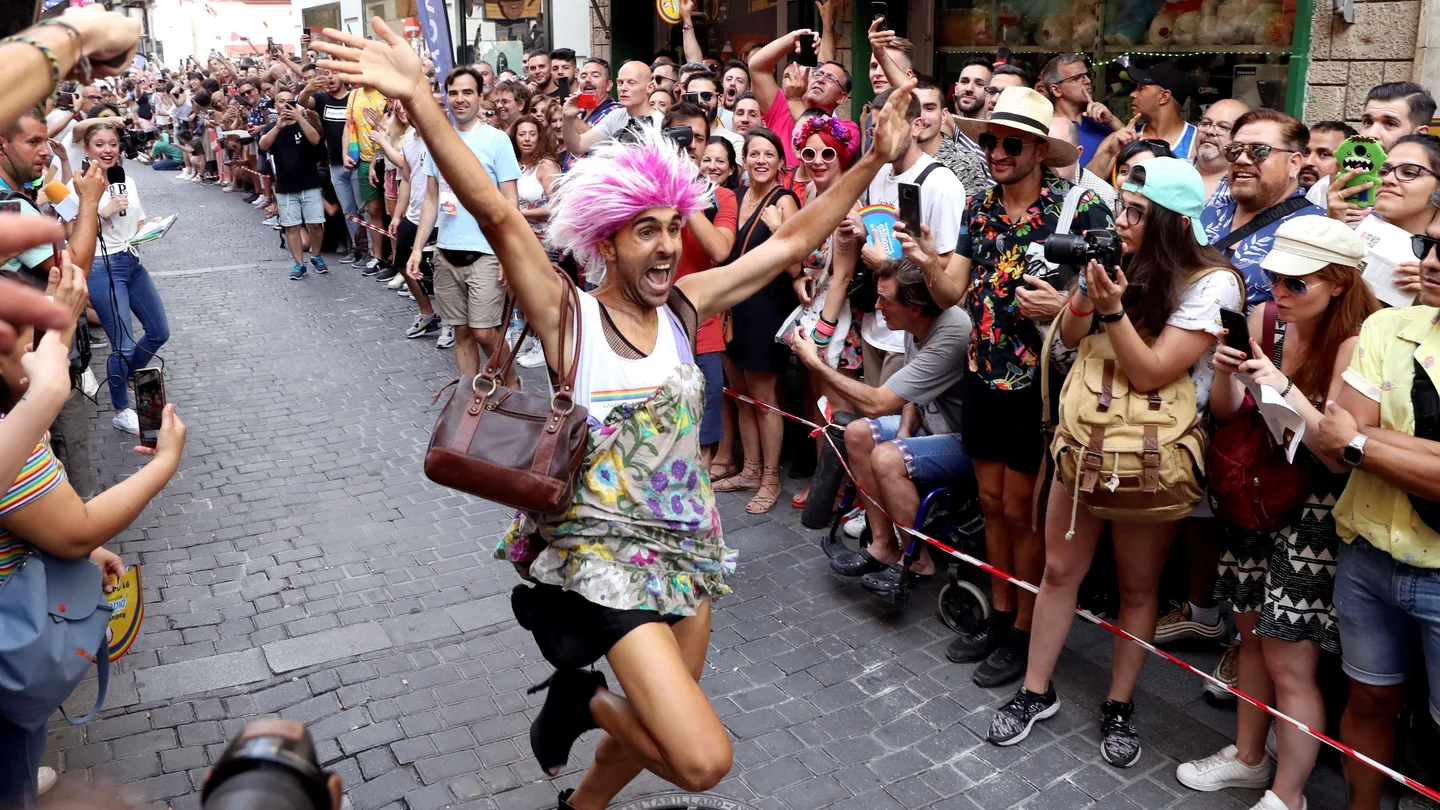 Imagen de la carrera de tacones de la calle Pelayo durante el Orgullo 2019 Imagen de la carrera de tacones de la calle Pelayo durante el Orgullo 2019
