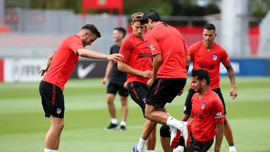 Llorente, en una acción en un entrenamiento Llorente, en una acción en un entrenamiento