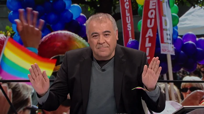 Ferreras avisa de nuevo con la carroza del Orgullo: "Como Vox siga descalificando, igual aparecemos"