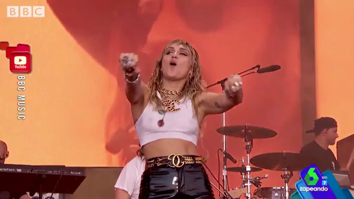El concierto de Miley cyrus en Glastonbury del que todo el mundo habla El concierto de Miley cyrus en Glastonbury del que todo el mundo habla