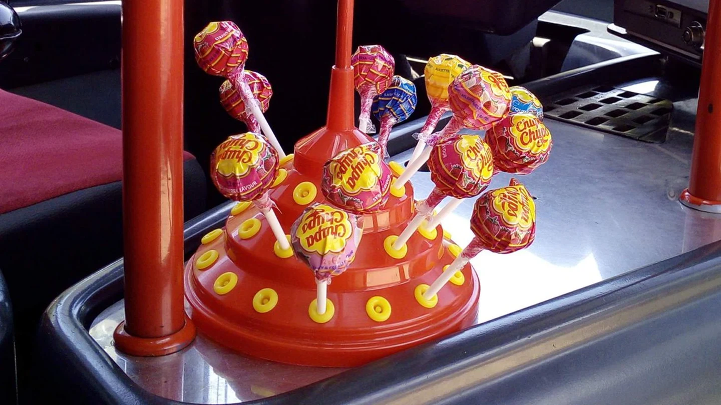 Los Chupa Chups que dispone el conductor de autobús para los más pequeños Los Chupa Chups que dispone el conductor de autobús para los más pequeños