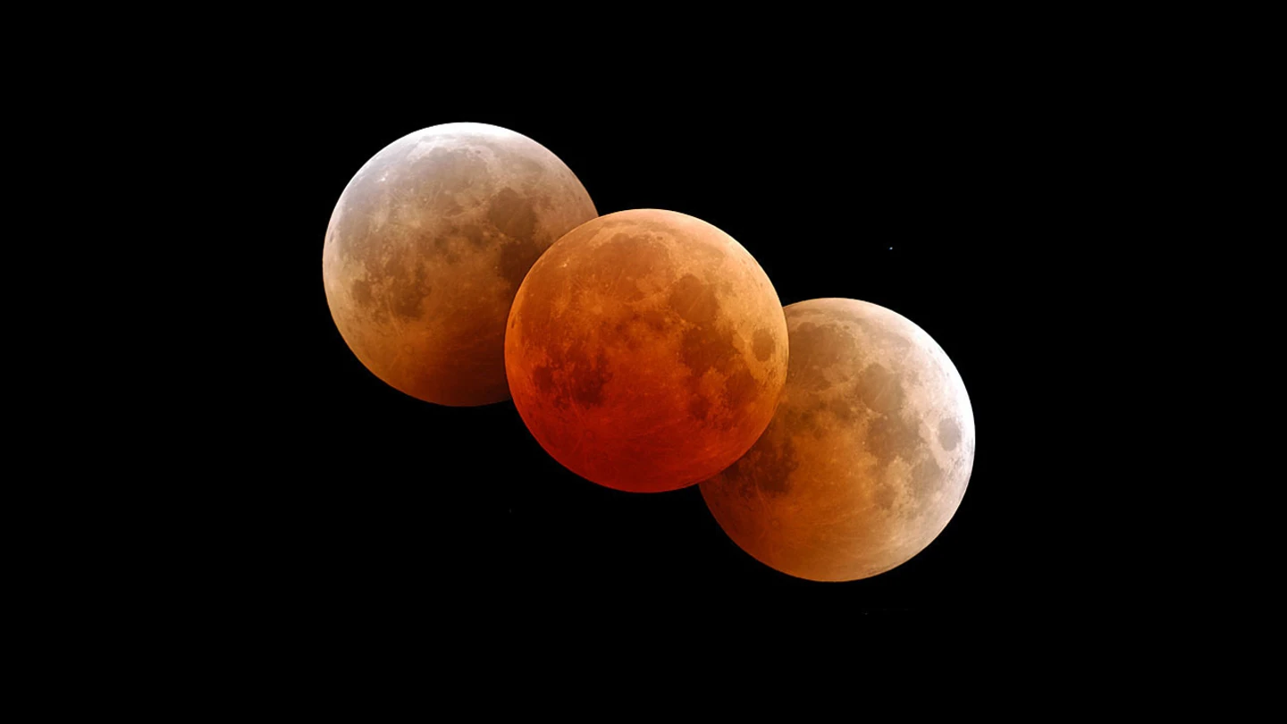 En los eclipses de Luna el satélite se ilumina de un color rojo sangre. Eclipse de luna
