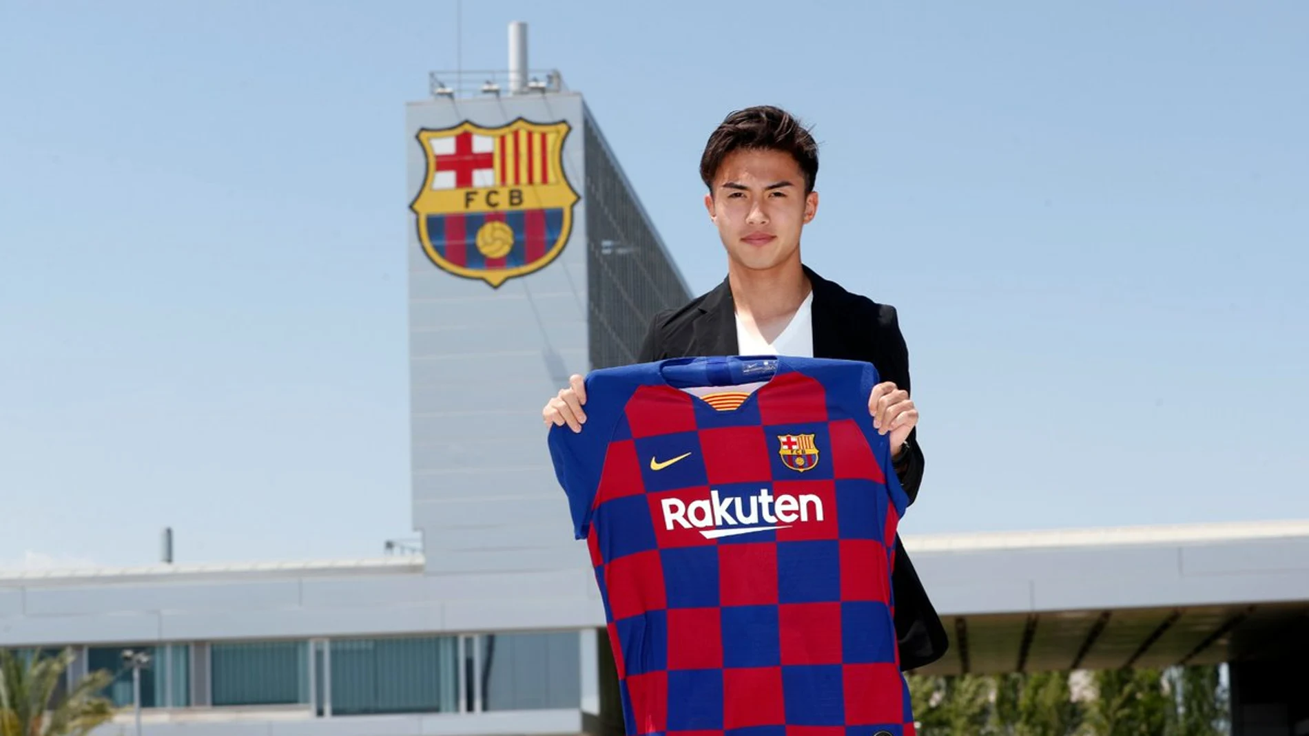 Hiroki Abe, nuevo jugador del Barcelona