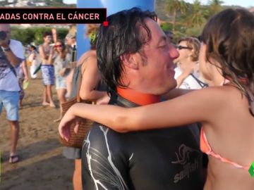 Marc Guitart recorre 32 kilómetros nadando y reúne cerca de 15.000 euros Marc Guitart recorre 32 kilómetros nadando y reúne cerca de 15.000 euros