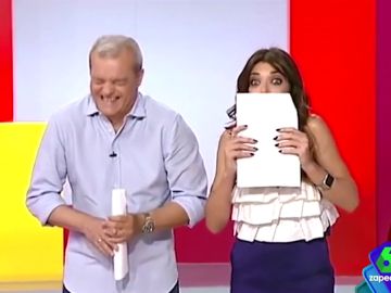El divertido enfado de una mujer con Ramón García tras despertarla en directo El divertido enfado de una mujer con Ramón García tras despertarla en directo