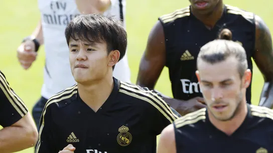 Takefusa Kubo y Gareth Bale Takefusa Kubo y Gareth Bale