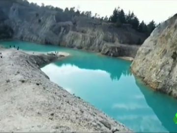 No, no es un lugar paradisiaco: el lago tóxico de Galicia que pone en riesgo la salud de 'instagramers' No, no es un lugar paradisiaco: el lago tóxico de Galicia que pone en riesgo la salud de 'instagramers'