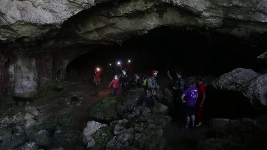 Primeras imágenes de las tres espeleólogas rescatadas de una cueva de Coventosa, en Cantabria Primeras imágenes de las tres espeleólogas rescatadas de una cueva de Coventosa, en Cantabria