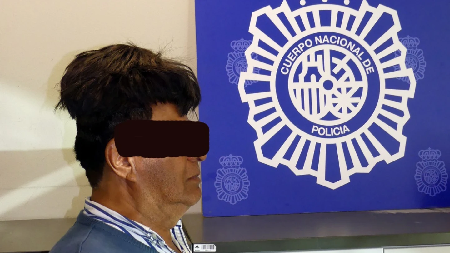 El hombre interceptado en el aeropuerto de Barcelona El hombre interceptado en el aeropuerto de Barcelona