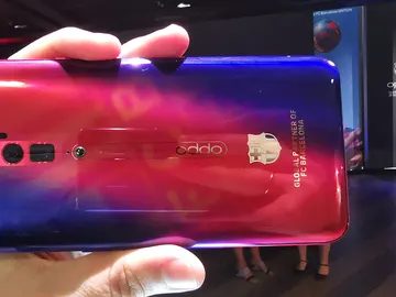 Oppo Reno FC Barcelona Edition Oppo Reno FC Barcelona Edition