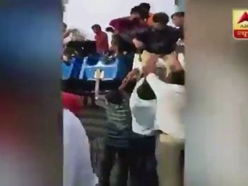 Las terribles imágenes de los instantes posteriores al accidente de la atracción en India Las terribles imágenes de los instantes posteriores al accidente de la atracción en India