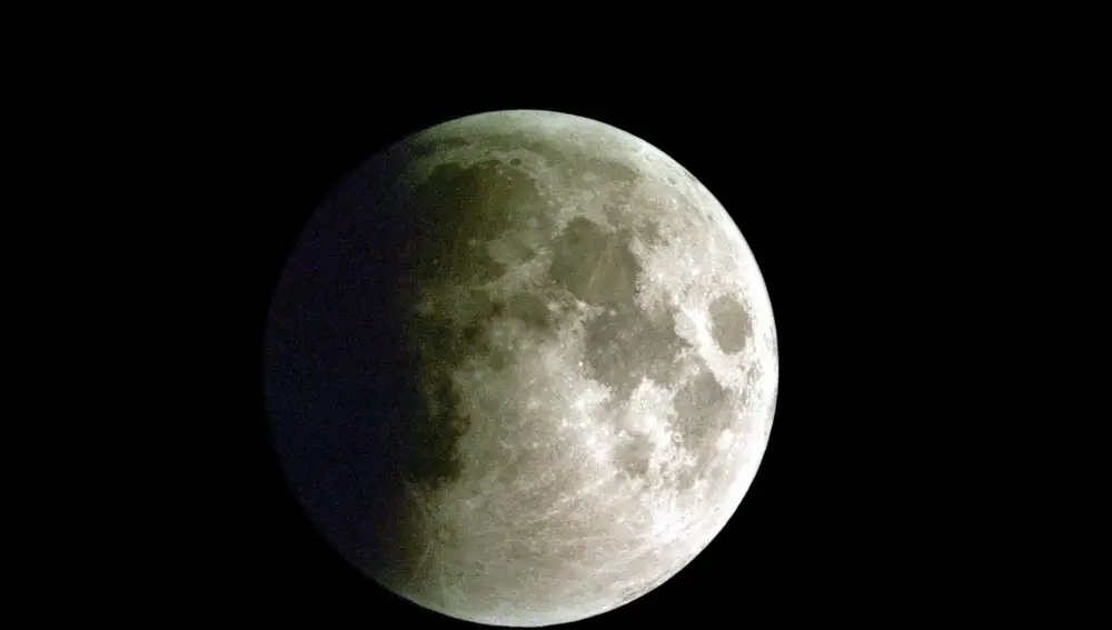 Como ver el eclipse lunar parcial Como ver el eclipse lunar parcial