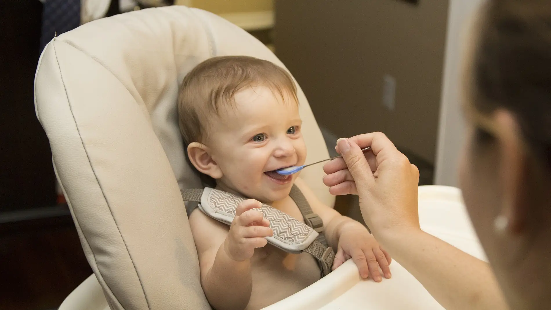 La OMS advierte sobre el exceso de azucar en alimentos para bebes