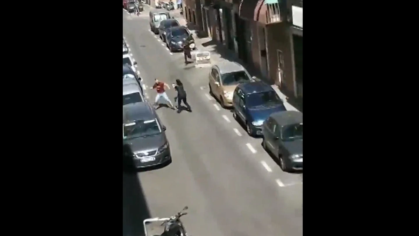 Ataque a policías en Carabanchel Ataque a policías en Carabanchel