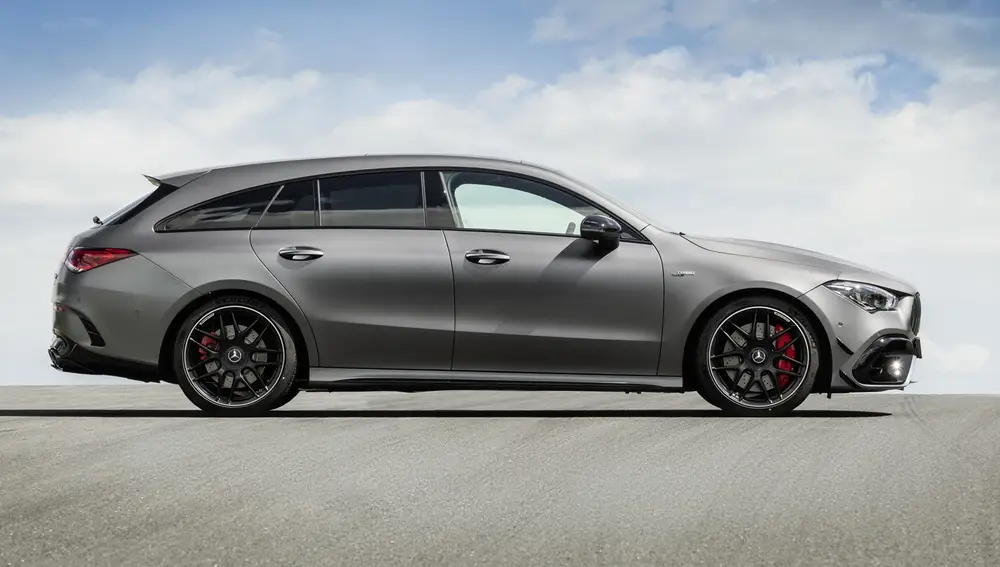 Mercedes-AMG CLA 45 Shooting Brake