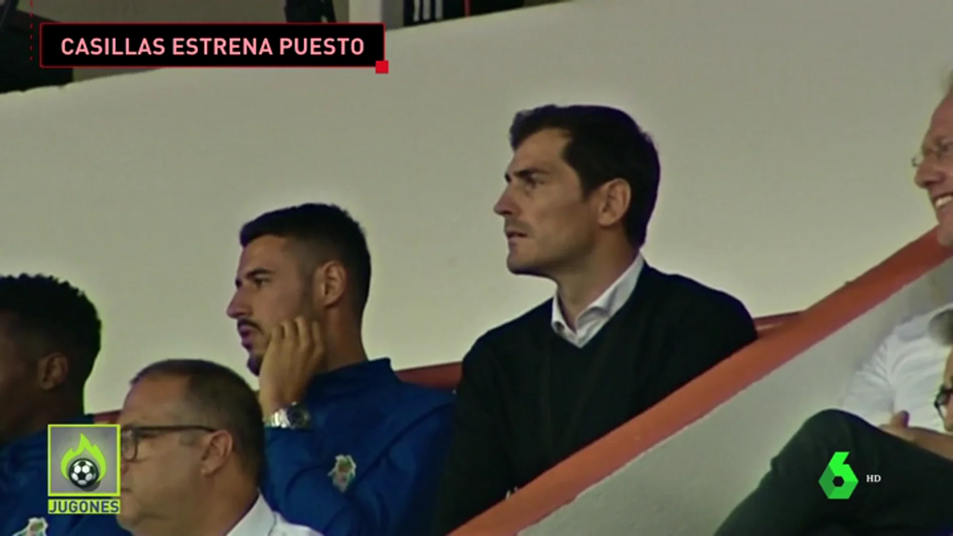 Casillas debuta como miembro del equipo deportivo del Oporto frente al Fulham